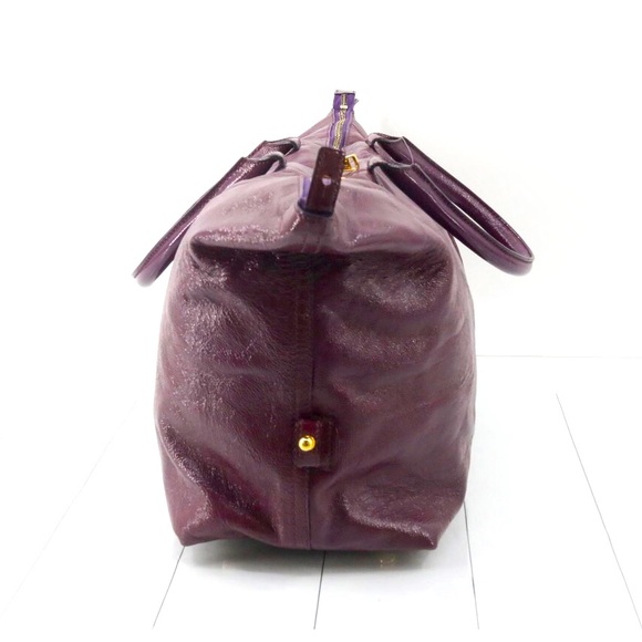 YSL Easy Bag in Purple Patent Leather - Picture 4 of 10